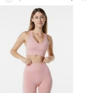 ALPHALETE AMPLIFY leggings in the color BLOSSOM